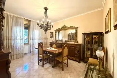 Casa in vendita, Via Cartagine, Roma