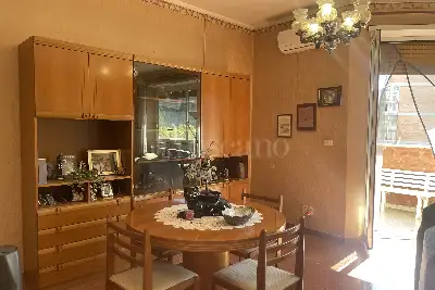 Casa in vendita, Via Mario Mona, Roma