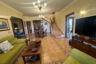 Villa in vendita, Via Afrodite, Pomezia