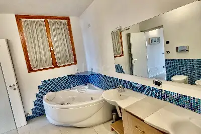 Villa in vendita, Via Mezzane, Villanuova sul Clisi