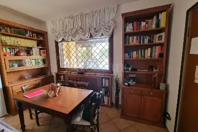 Villa Bifamiliare in vendita, Via Bartolomeo Nogara, Roma