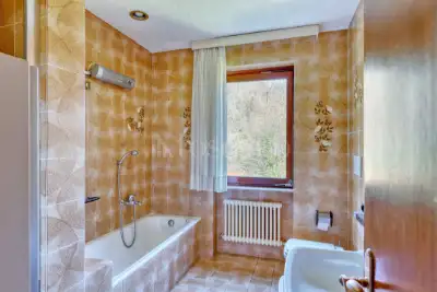 Villa Bifamiliare in vendita, Via Viconago, Cadegliano-Viconago