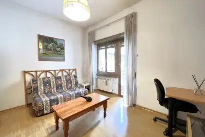 Casa in vendita, Via Caprese, Roma