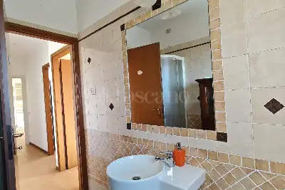 Casa in vendita, Via Bonaguida Lucari, Siena