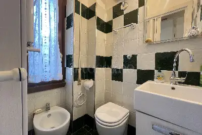 Casa in vendita, Via Ugo Falena, Roma