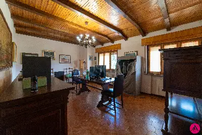 Villino a Schiera in vendita, Via Giuseppe Mazzini, Aviano