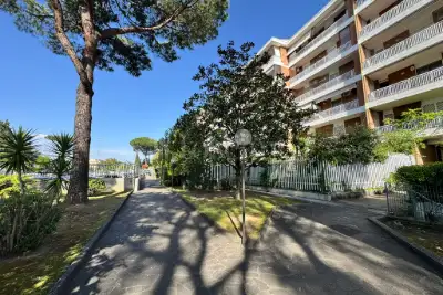 Casa in vendita, Via degli Aldobrandeschi, Roma