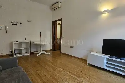 Casa in vendita, Via Umberto Visconti di Modrone, Milano