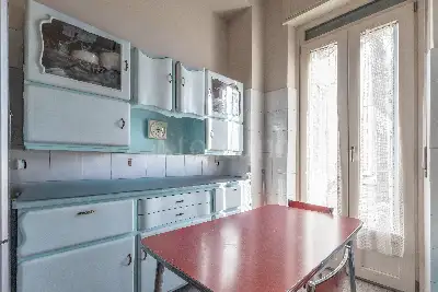 Casa in vendita, Via Antonio Bazzini, Milano