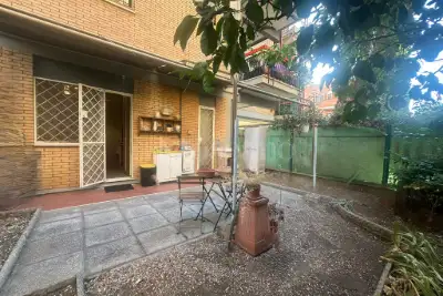 Casa in vendita, Via Raffaele de Cosa, Roma