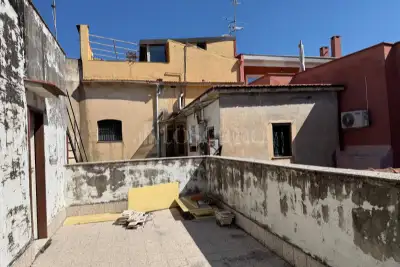 Casa Indipendente in vendita, Via Giuseppe Parini, Giarre