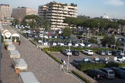 Negozio in affitto, Viale Città d'Europa, Roma