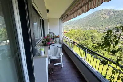 Casa in vendita, Via Pola, Como