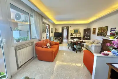 Casa in vendita, Viale dei Caduti per la Resistenza, Roma