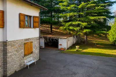 Villa in vendita, Via Belvedere, Monzuno