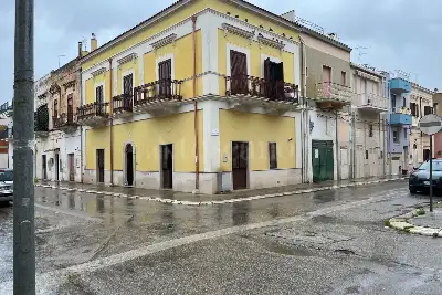 Casa Indipendente in vendita, zona Centrale , San Ferdinando di Puglia
