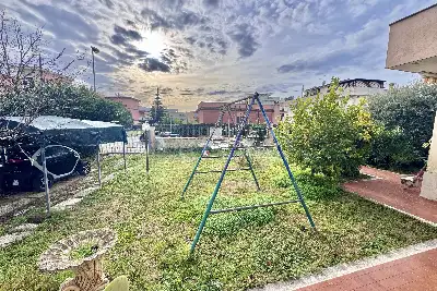 Villa in vendita, Via Maiella, Nettuno