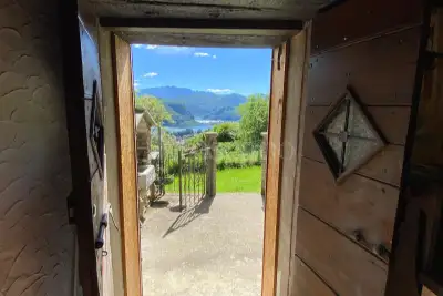 Casa Indipendente in vendita, Via Rovo, Cadegliano-Viconago