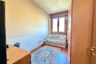 Casa in vendita, Via Pietro Rondoni, Milano