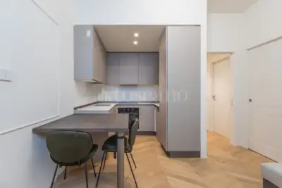 Casa in vendita, Via Giovanni da Procida 25, Milano