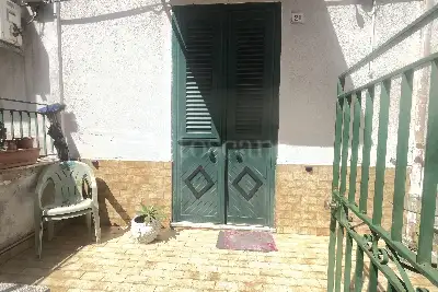Casa Indipendente in vendita, Via Giuseppe Ingegneros, Palermo