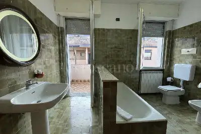 Casa in vendita, Via Gaggio, Malgrate