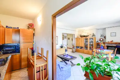 Casa Indipendente in vendita, Via Galvani Luigi, Como