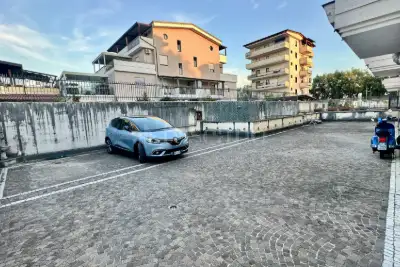 Ufficio in vendita, Via Eugenio Montale, Aversa