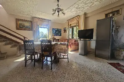 Villino a Schiera in vendita, Via Latina, Anzio