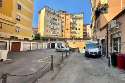 Box in affitto, Via Roma, Atripalda