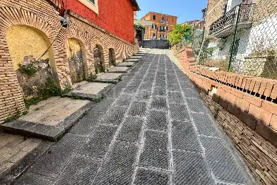 Casa in vendita, Via Grotte di Castro, Roma