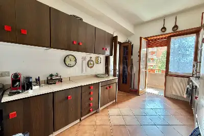 Casa in vendita, Via degli Estensi, Roma