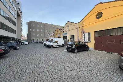 Laboratorio in vendita, Via Lago di Nemi, Milano