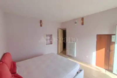 Casa Indipendente in vendita, Via Trento, San Pio delle Camere