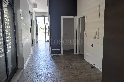 Negozio in vendita, Viale Gianluigi Bonelli, Roma