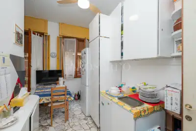 Casa in vendita, Via Francesco Arese 20, Milano