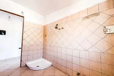 Casa in vendita, Via Ferrara, Olbia