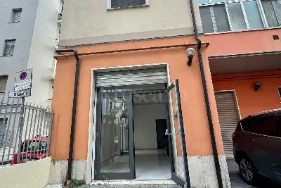 Negozio in affitto, Avellino - Via Carmine Barone, Avellino