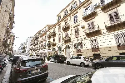 Casa in vendita, Via Torrearsa, Palermo