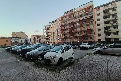 Magazzino in affitto, Via Ettore Arculeo, Palermo