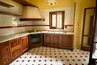 Casa in vendita, Via Francesco Tedesco, Avellino