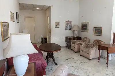 Casa in vendita, Via Valdagno, Roma