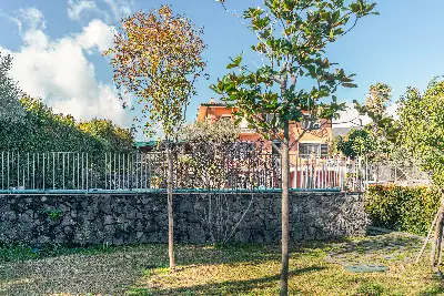 Villa in vendita, Via Lucio Piccolo, Zafferana Etnea