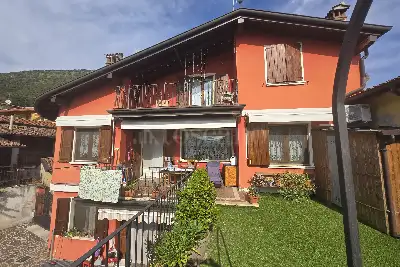 Casa Indipendente in vendita, Ad.ze Casa Natale di Papa Paolo VI, Concesio