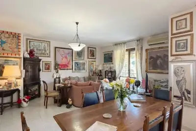 Casa in vendita, Via Silvio Vardabasso 9, Sassari