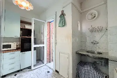 Casa in vendita, via Vincenzo Giordano Orsini , Milano