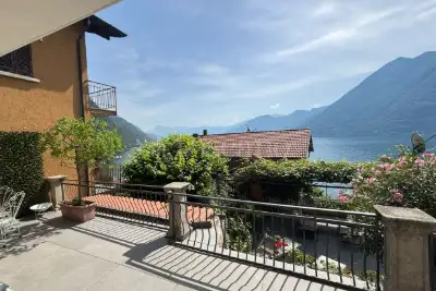 Casa Indipendente in vendita, Via Schignano, Argegno