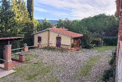 Villa Plurifamiliare in vendita, Massa  Marittima, Massa Marittima