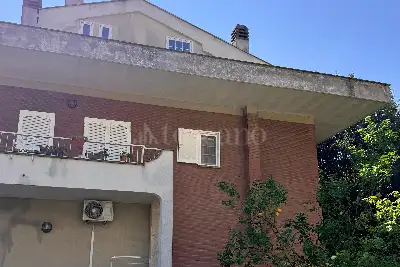 Mansarda in affitto, Via Luigino Tandura, Roma