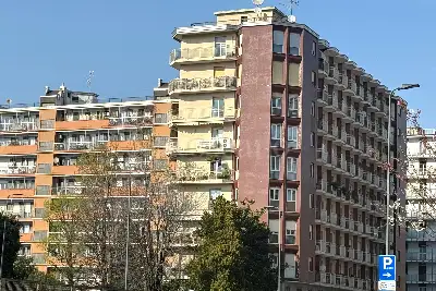 Casa in vendita, Via Giovanni Cagliero, Milano